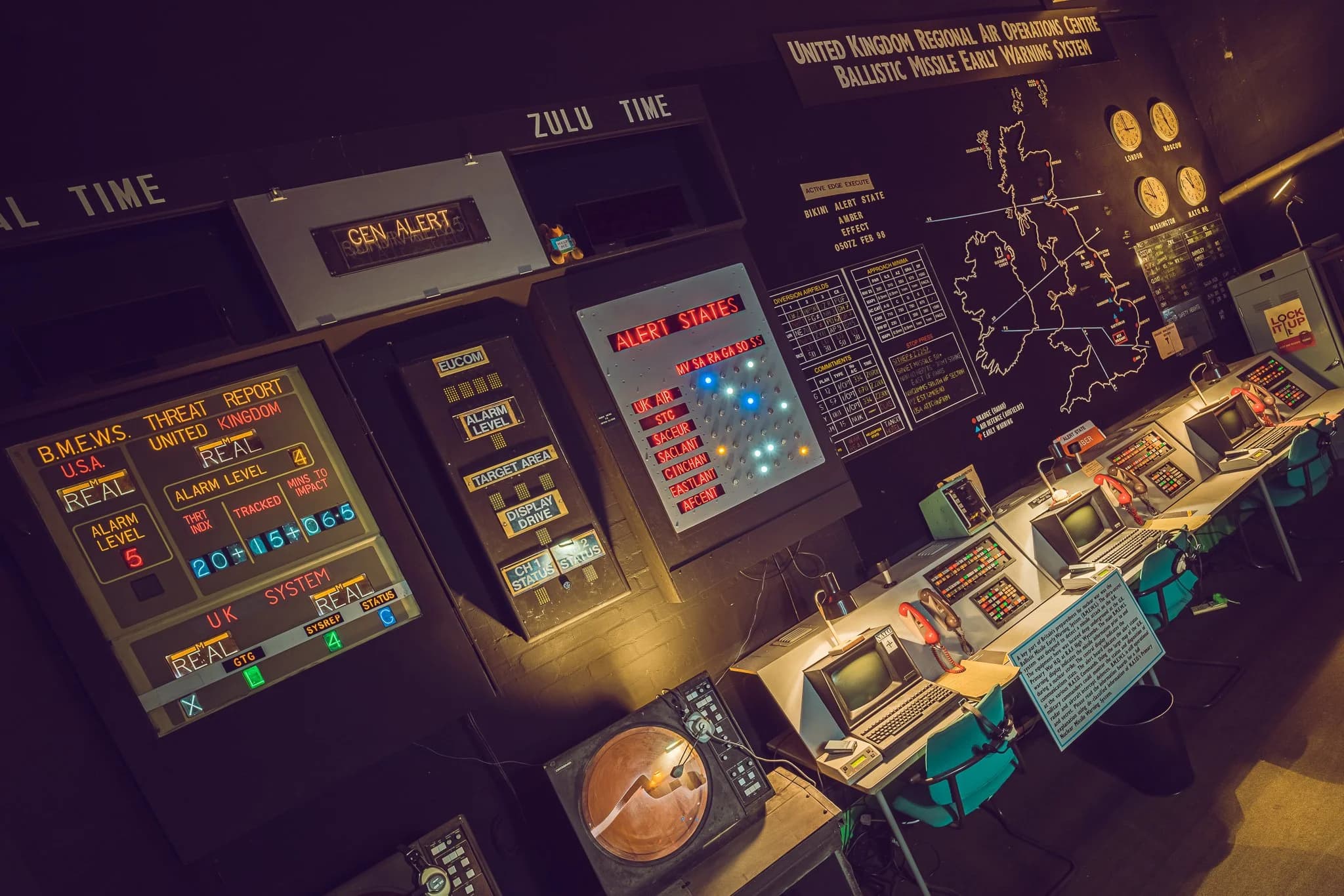 Hack Green Secret Nuclear Bunker - Main view
