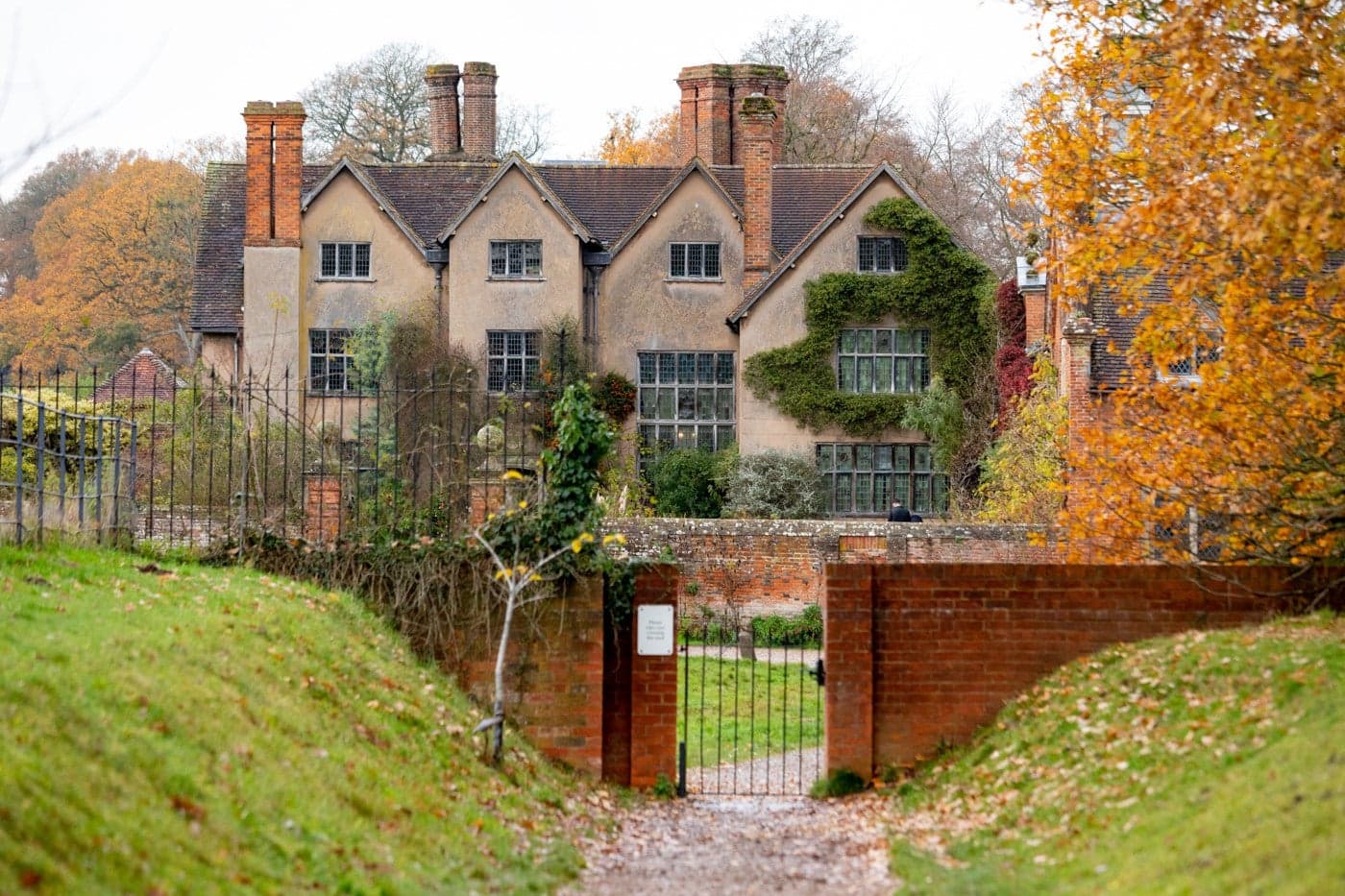 Packwood House - Image 2