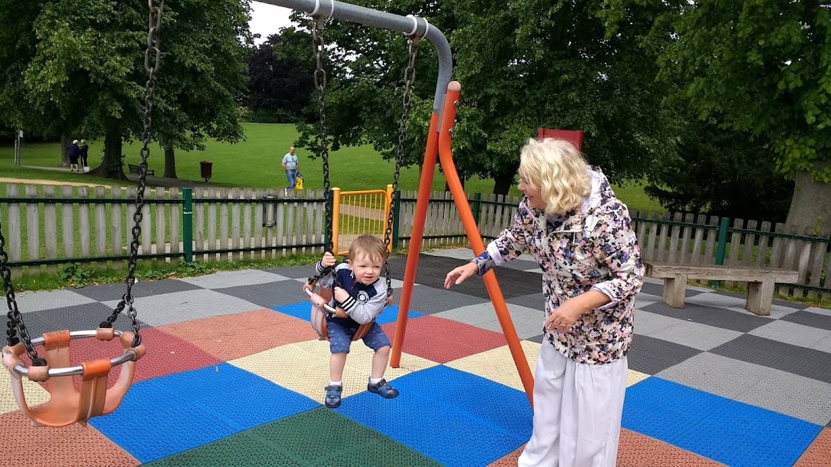 Hatherley Park - Image 2