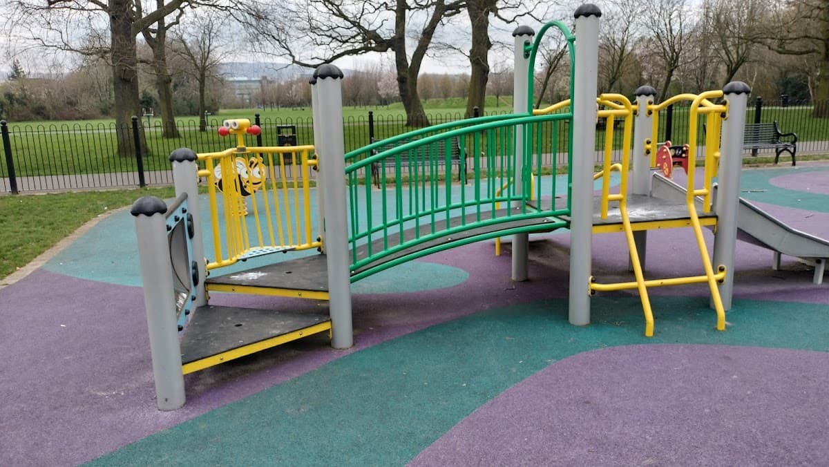 Ormeau Park Playground - Image 1