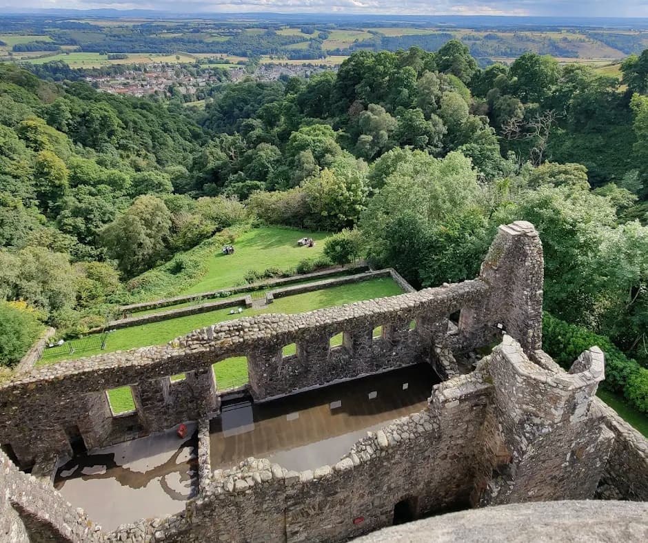 Castle Campbell - Image 2
