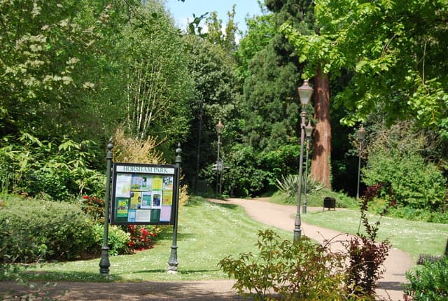 Horsham Park - Image 2
