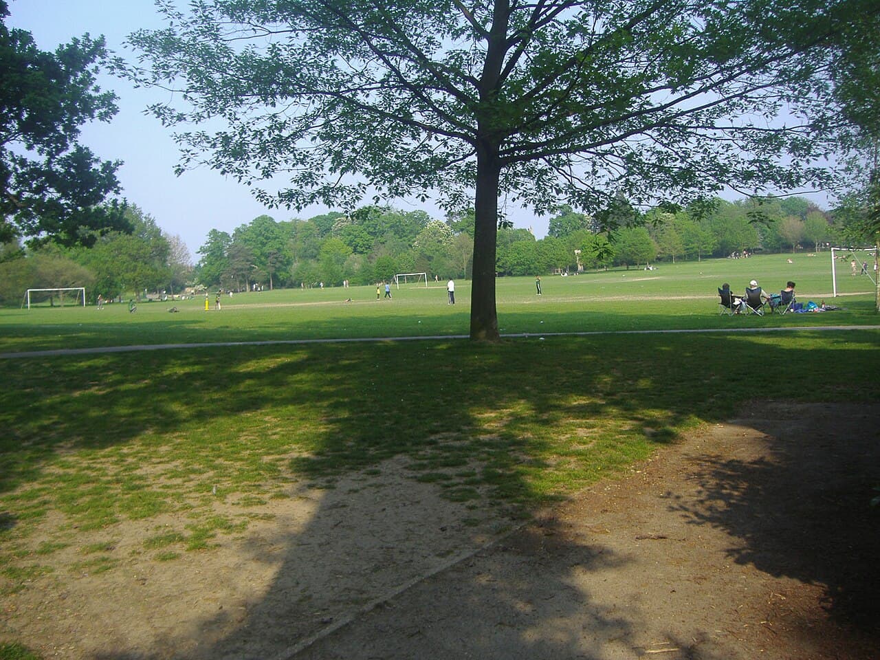 Horsham Park - Image 3