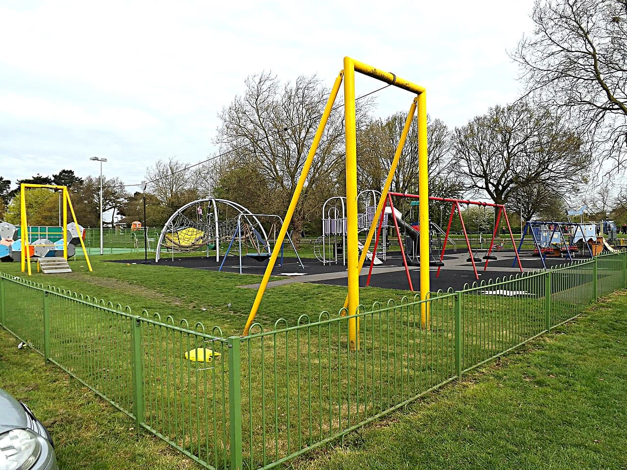 King George V Playing Field - Image 2