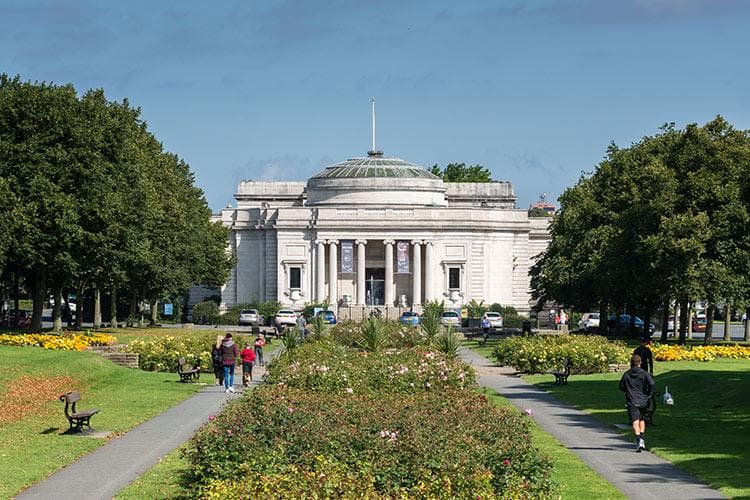 Lady Lever Art Gallery - Image 2