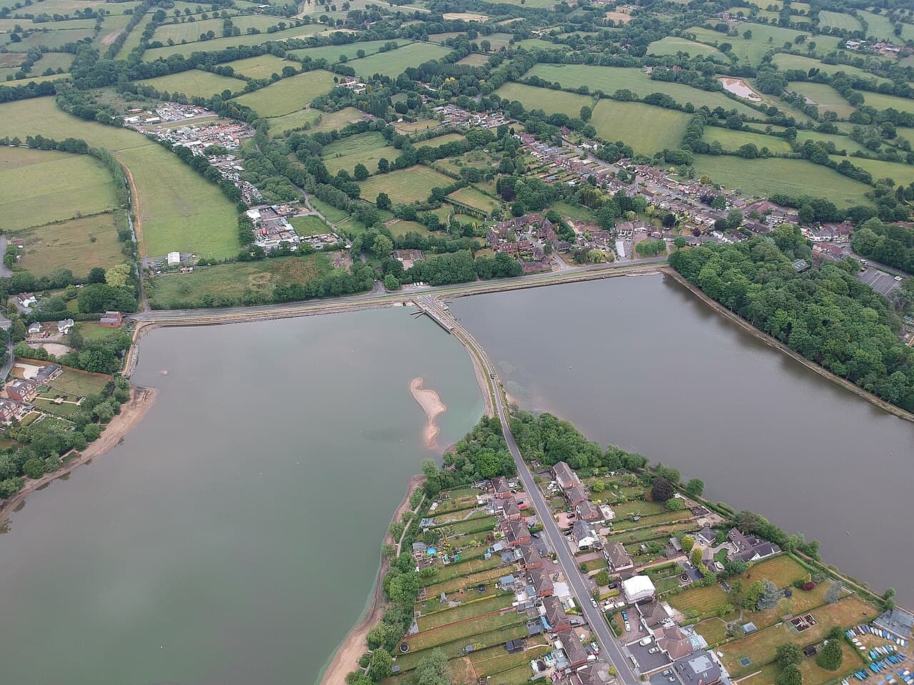 Earlswood Lakes Playground - Main view