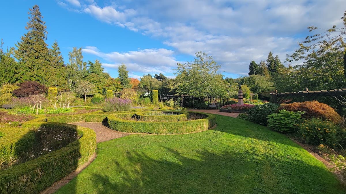 Rodney Gardens - Image 3