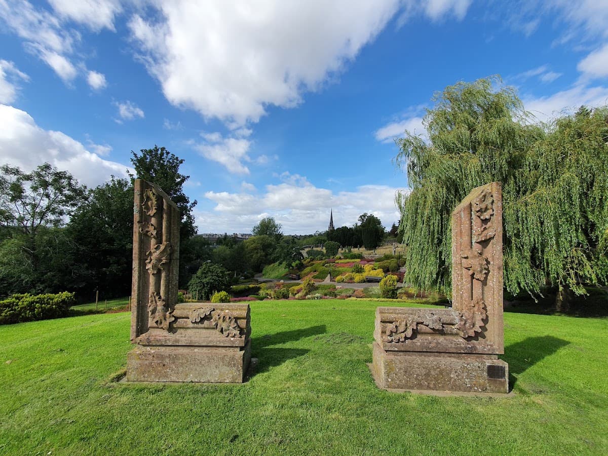 Rodney Gardens - Image 5