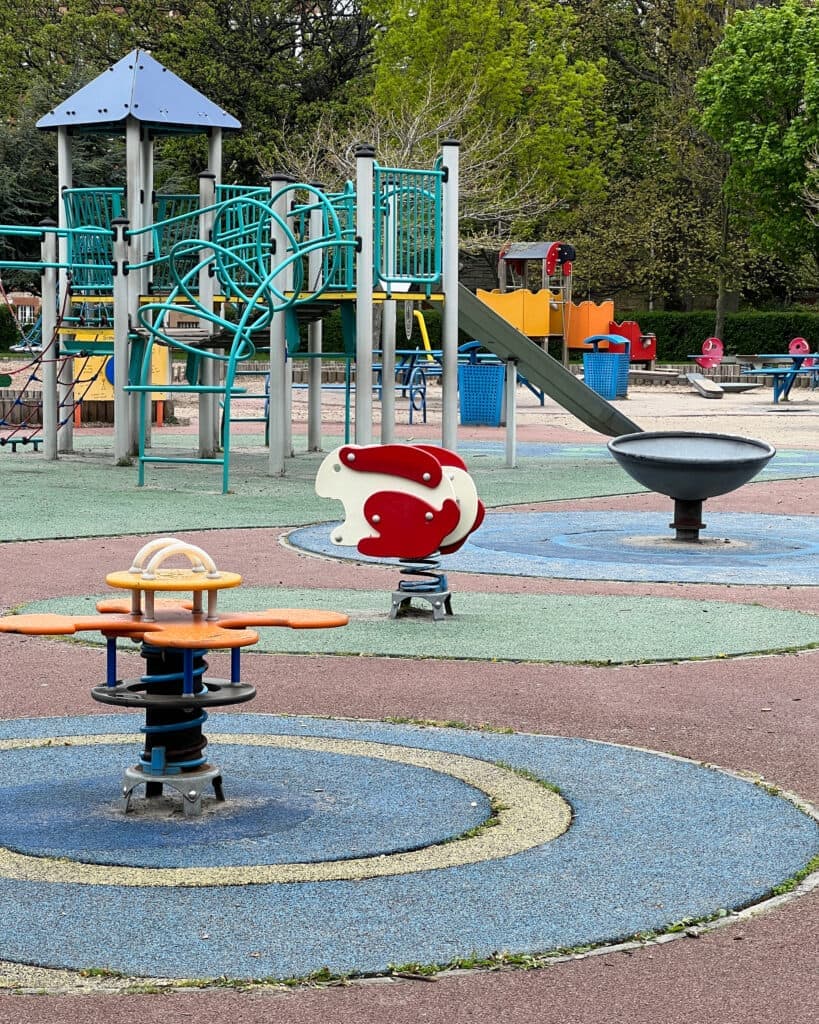 East Meadows Play Park - Image 3