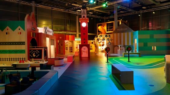 Thinktank Birmingham Science Museum - Image 2