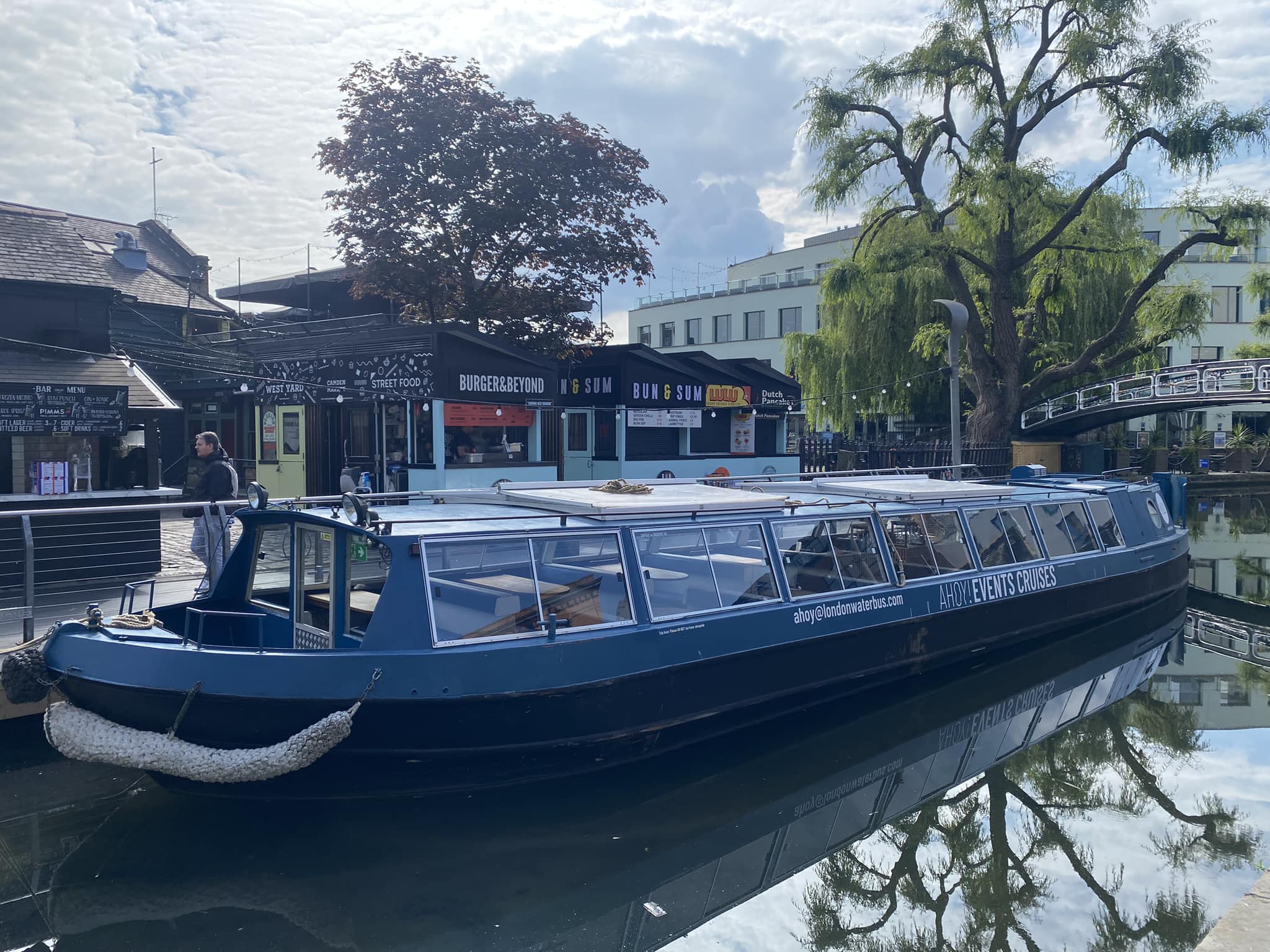 London Waterbus Company (Little Venice) Regents Canal Waterbus - Image 4
