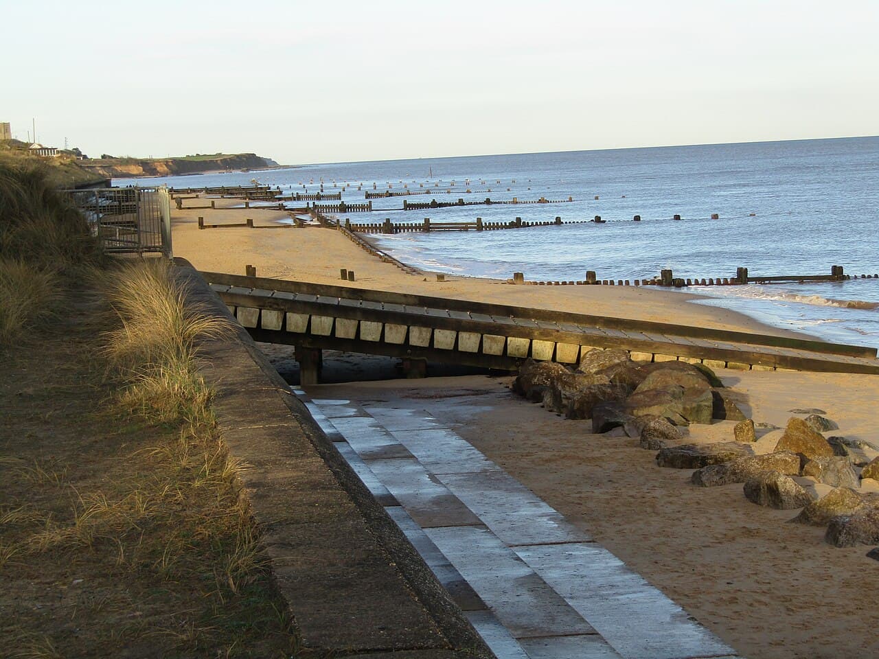 Cart Gap Beach - Image 4
