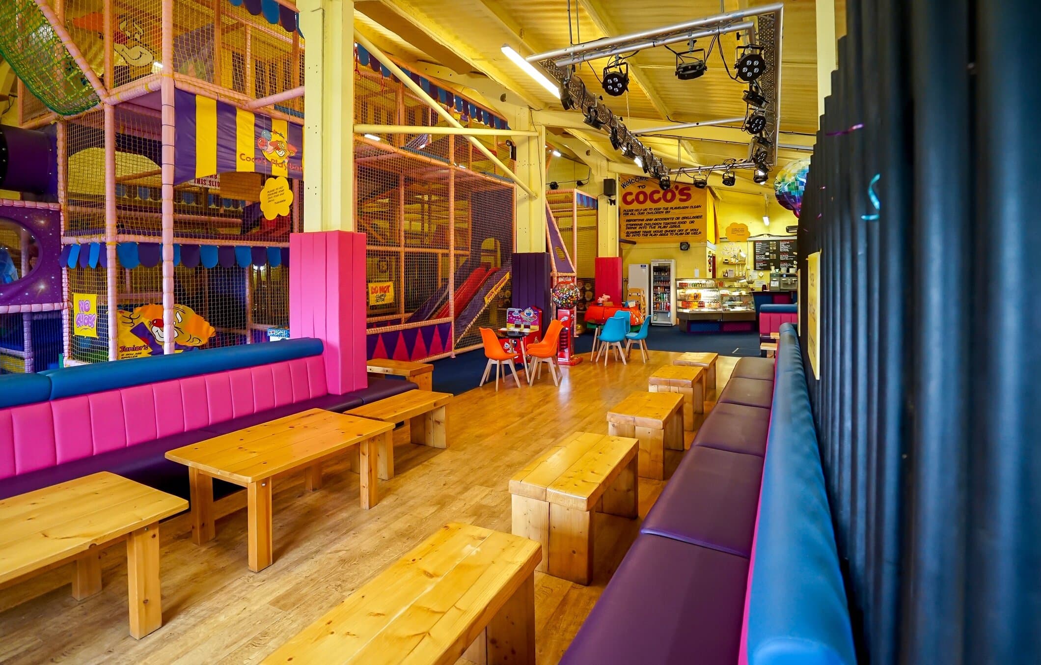 Cocos Playbarn - Main view