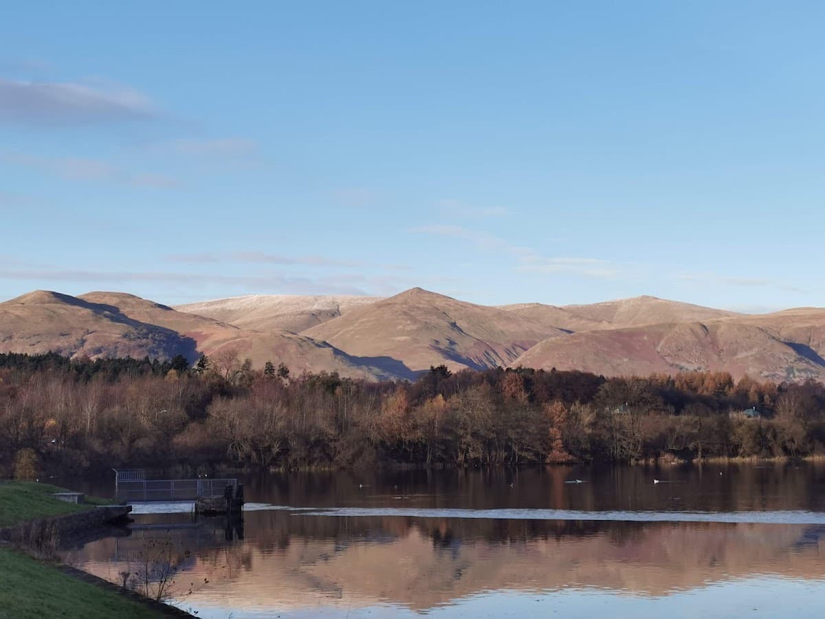 Gartmorn Dam Country Park - Main view