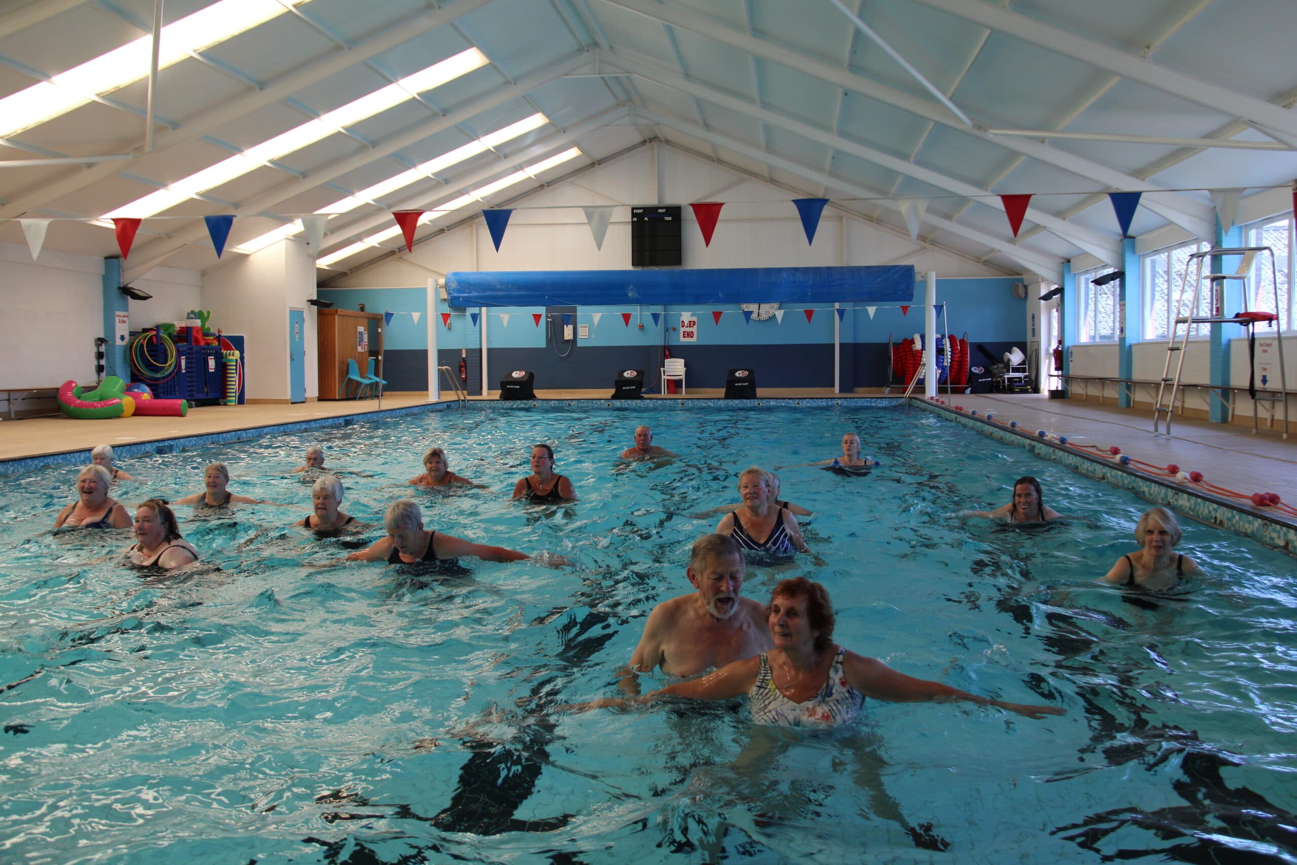Torrington Swimming Pool - Main view