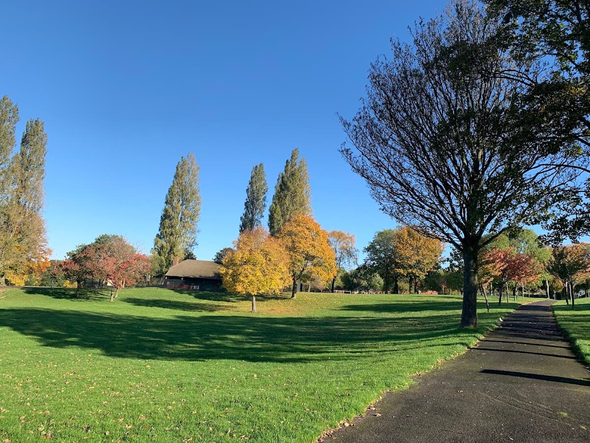 Victoria Park - Image 1