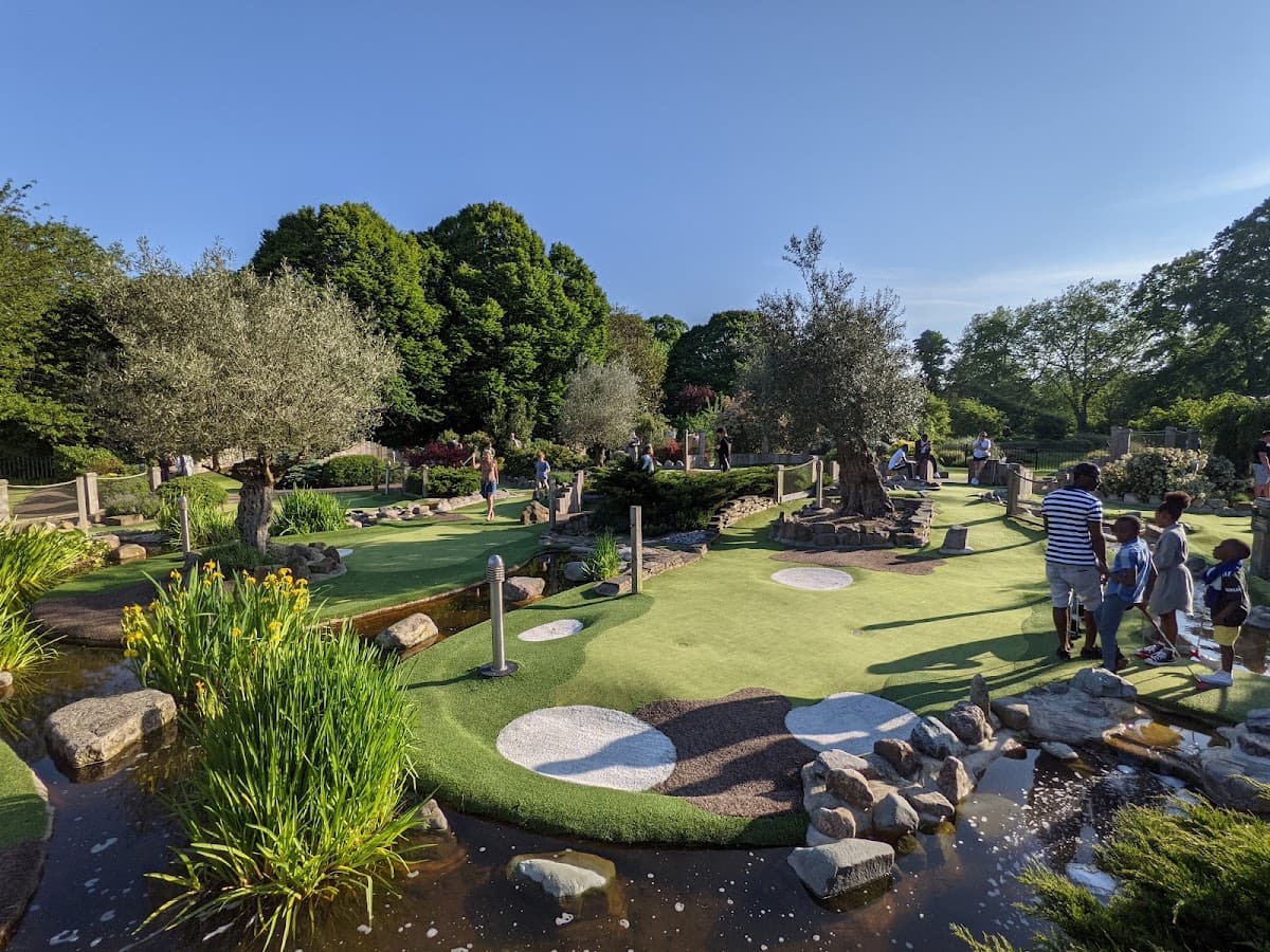Putt In The Park Acton - Main view