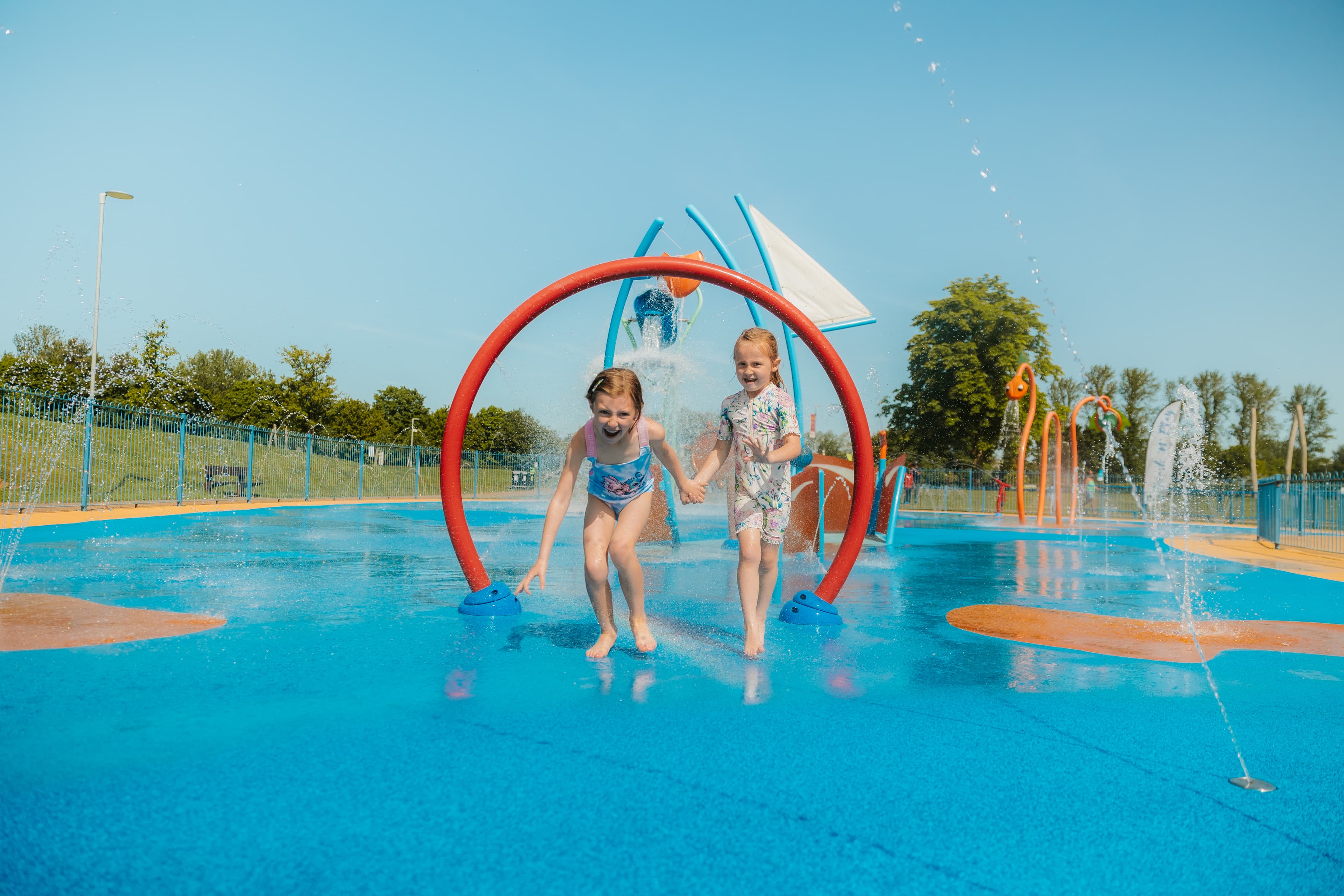 Splash 'n' Play - Image 2