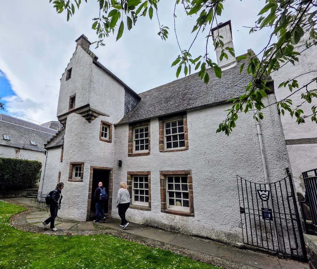 Abertarff House (National Trust for Scotland) - Main view