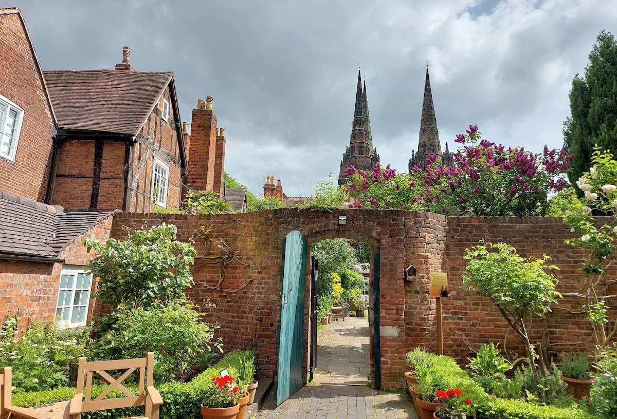 Erasmus Darwin House - Main view
