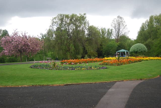 Sydenham Wells Park - Image 2