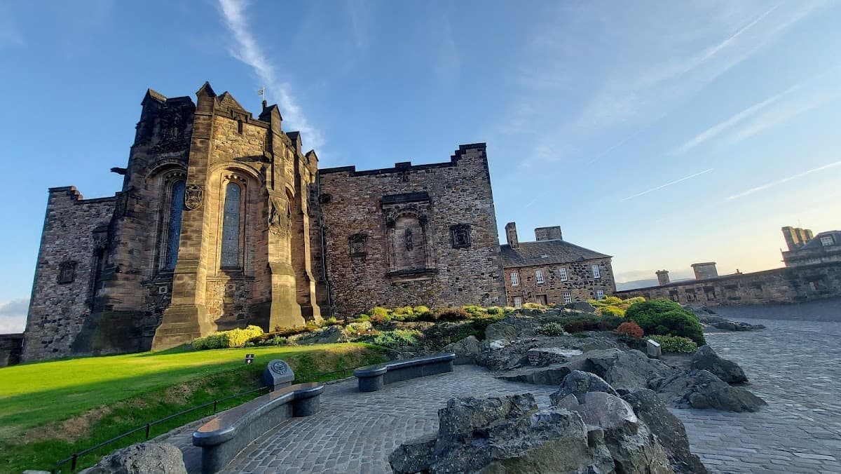 Edinburgh Castle - Image 3