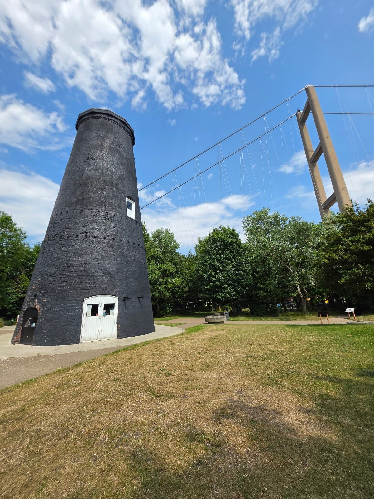 Humber Bridge Country Park - Image 2