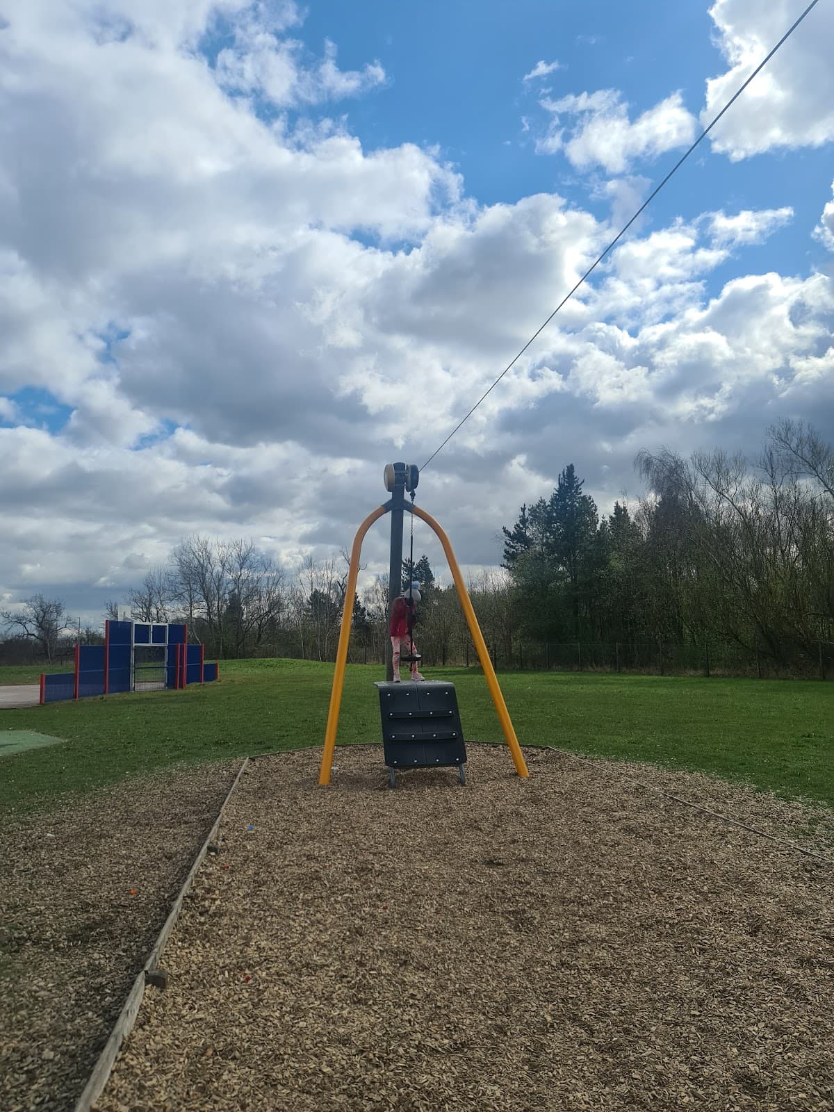 Playground Clippens Rd - Main view
