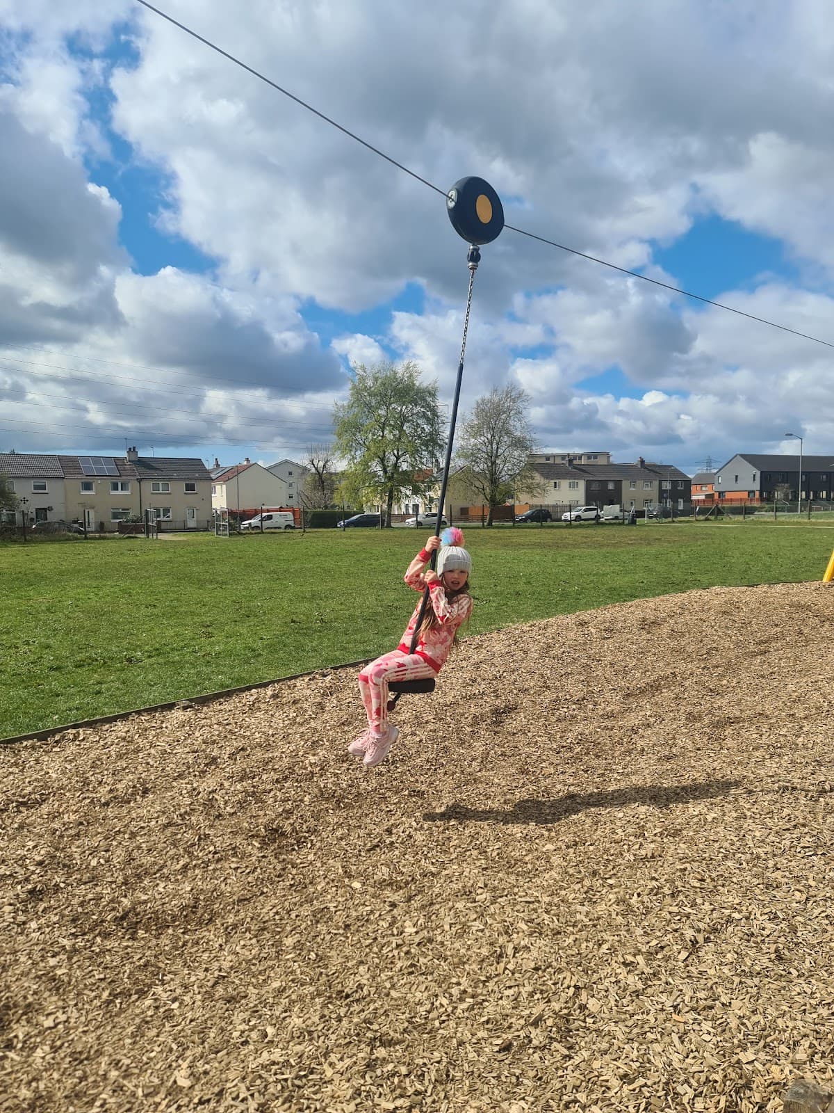 Playground Clippens Rd - Image 2
