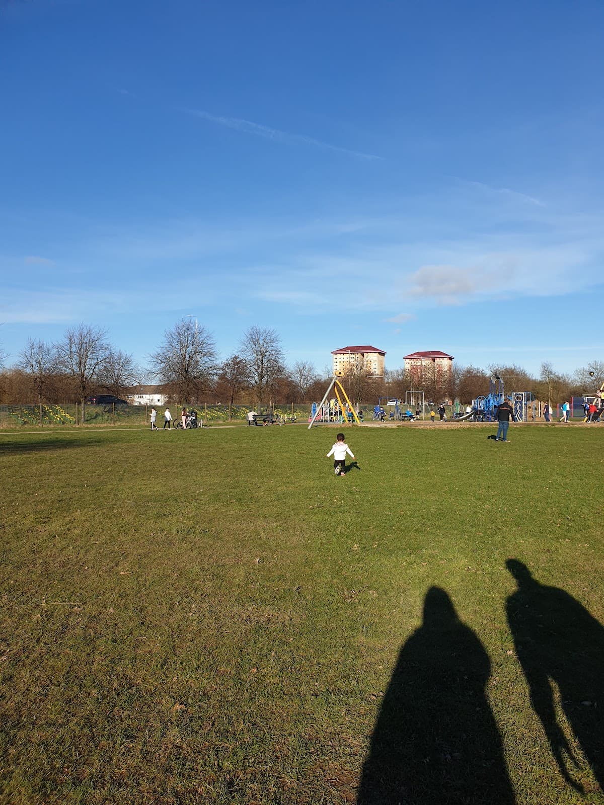 Playground Clippens Rd - Image 3