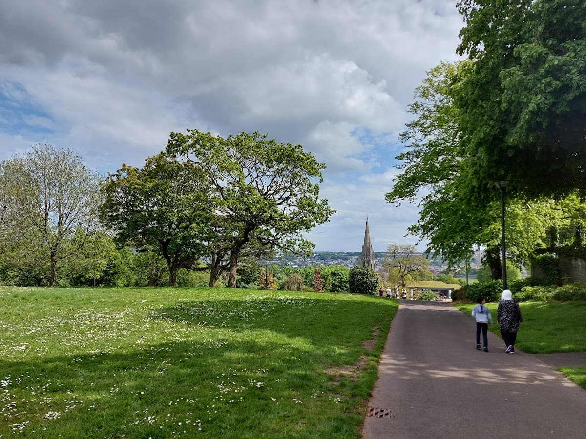 Brooke Park Derry - Image 2
