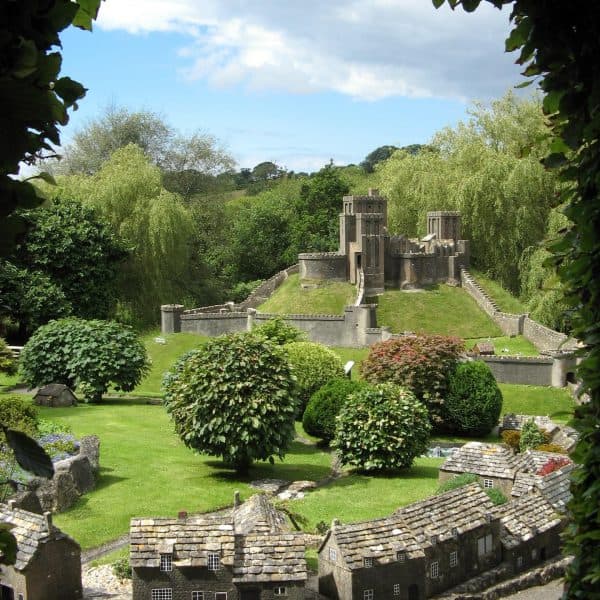 Corfe Castle Model Village - Image 4