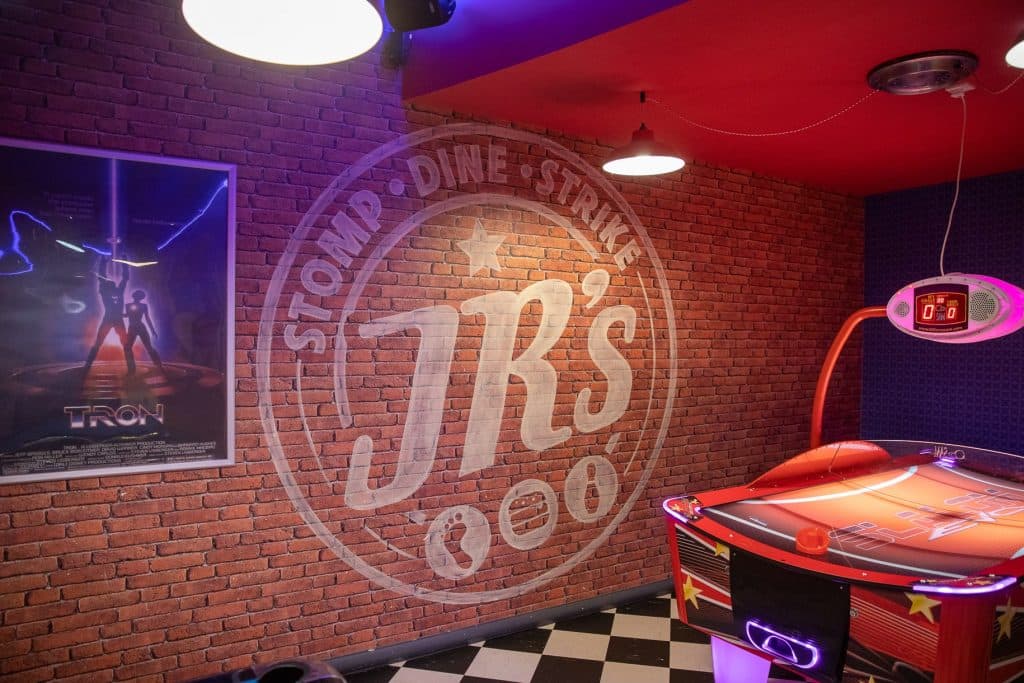 JR's Bowling & American Diner - Image 2