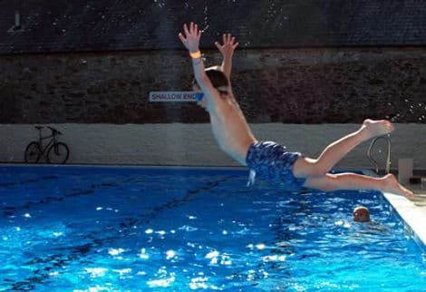 Buckfastleigh Open Air Pool & Victoria Park - Main view