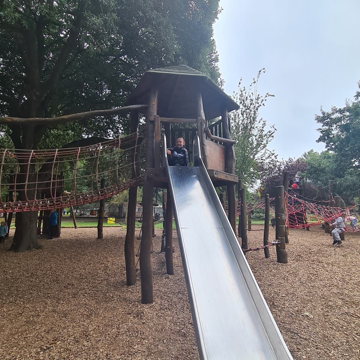 Victoria Park - Image 1