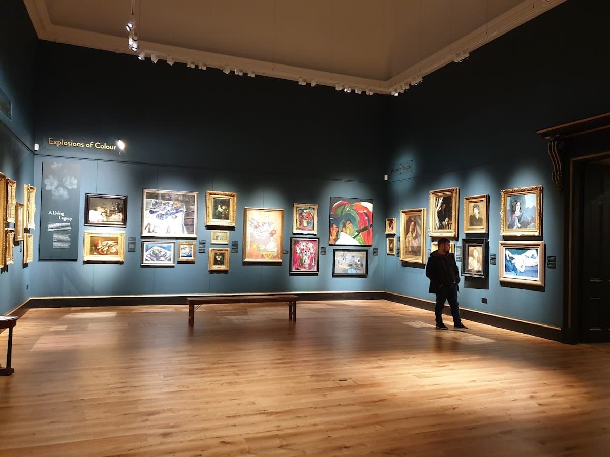 The Stirling Smith Art Gallery & Museum - Image 2