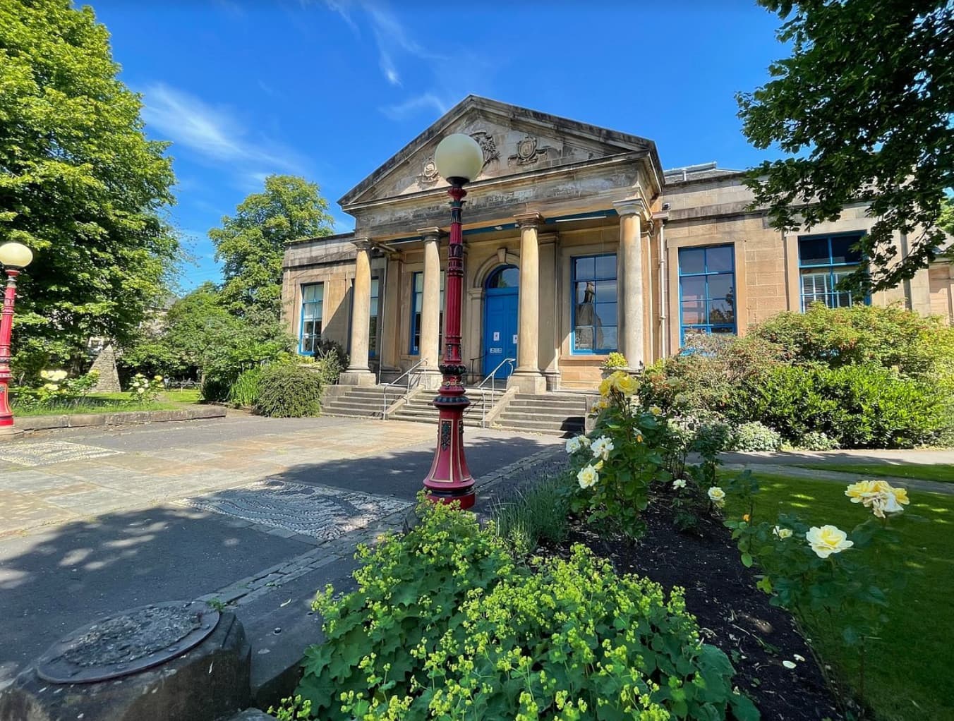 The Stirling Smith Art Gallery & Museum - Image 5