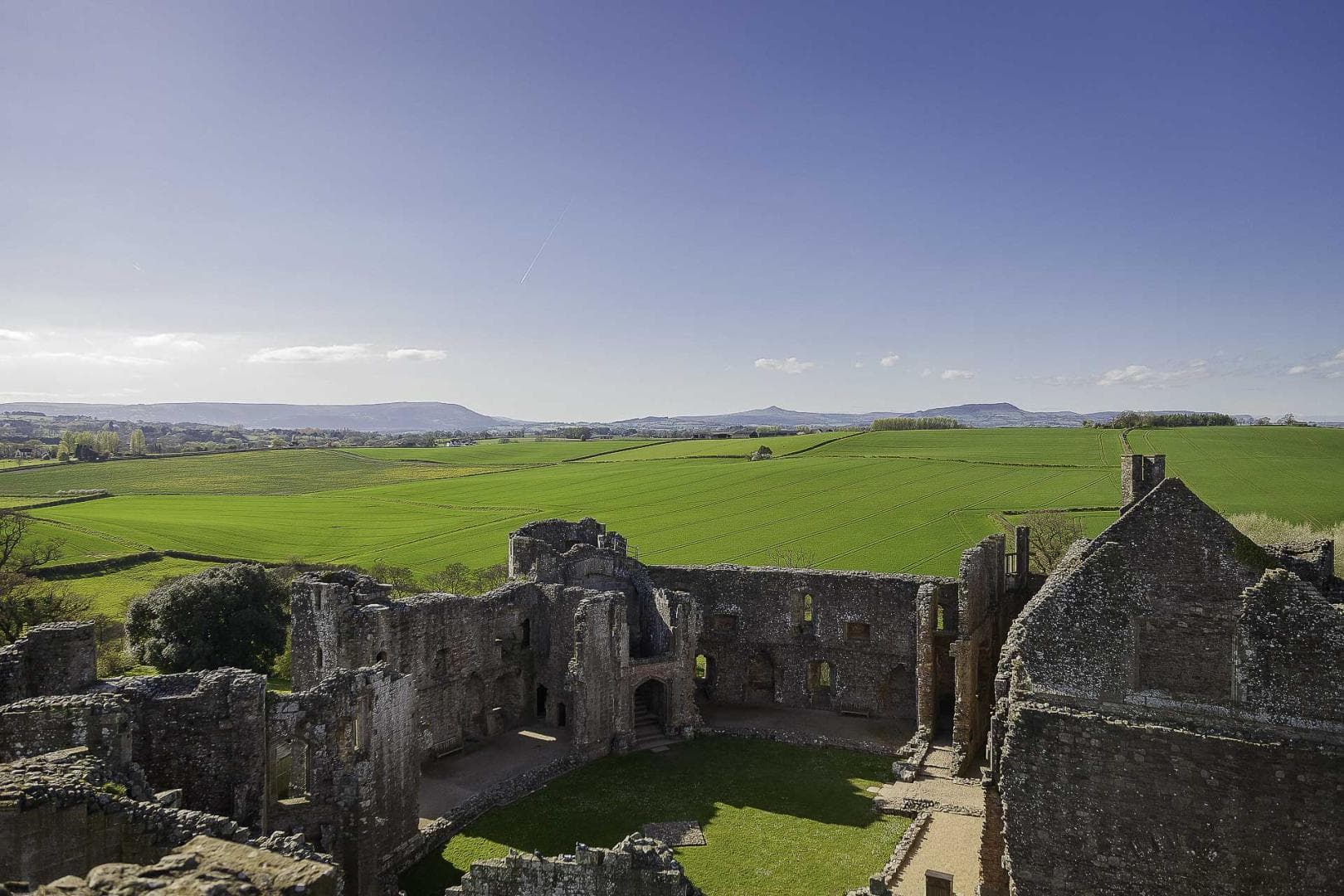 Raglan Castle - Image 3