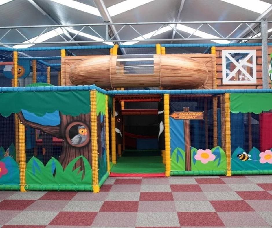 Craft Nurseries Play Barn - Image 1