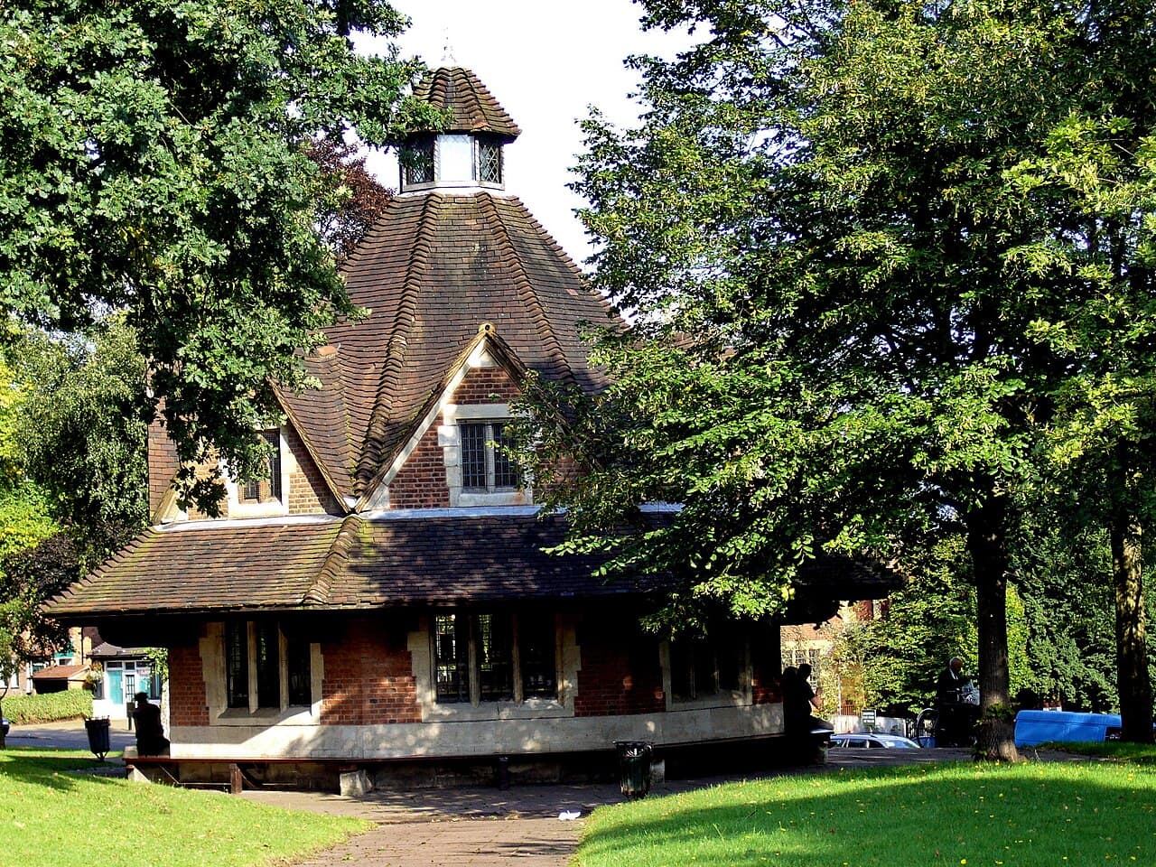 Bournville Village Green The Rest House - Image 1
