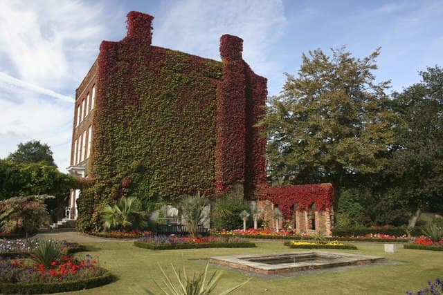 Hollytrees Museum - Image 1