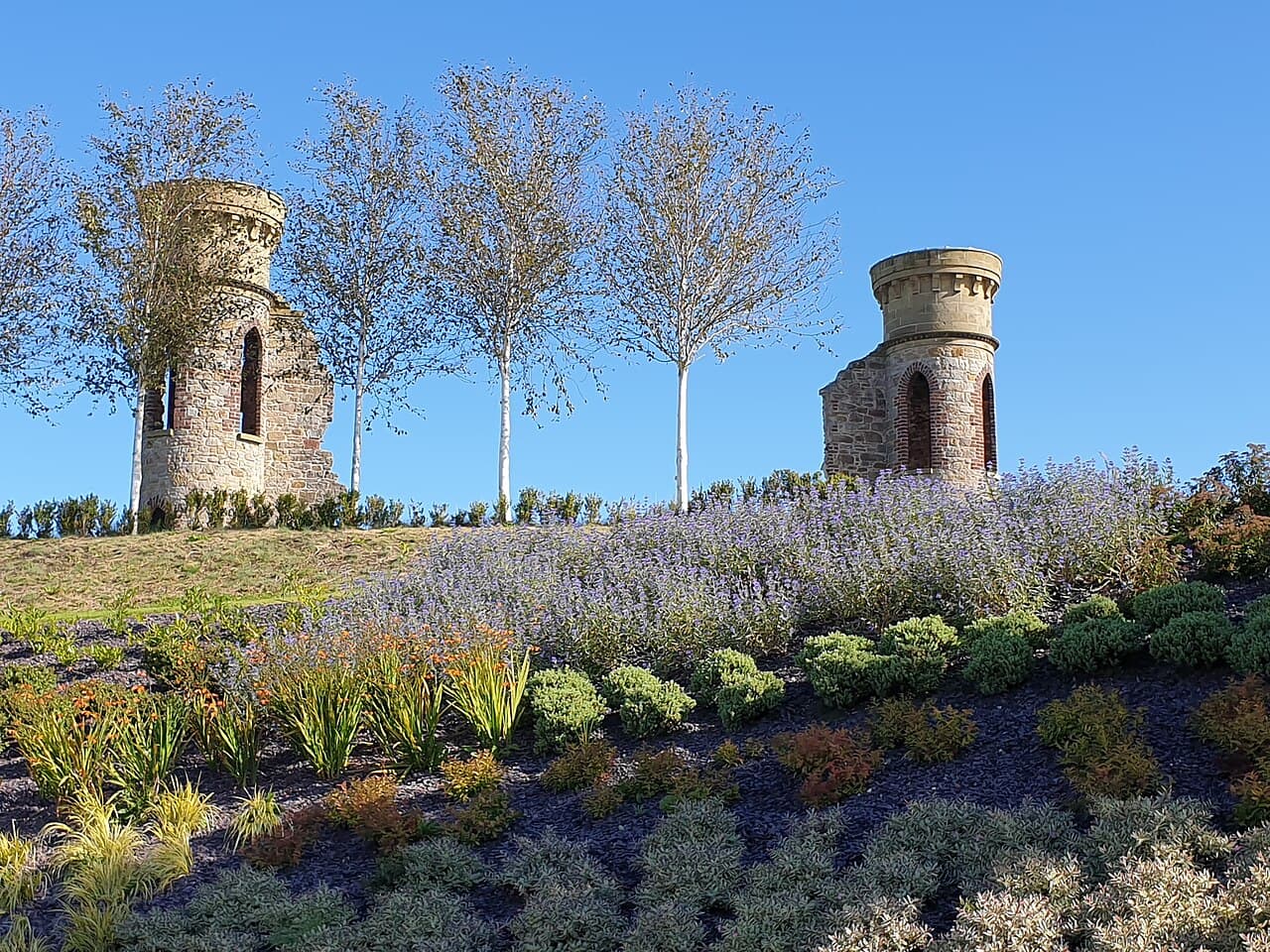 Hill of The O'Neill & Ranfurly House. - Main view