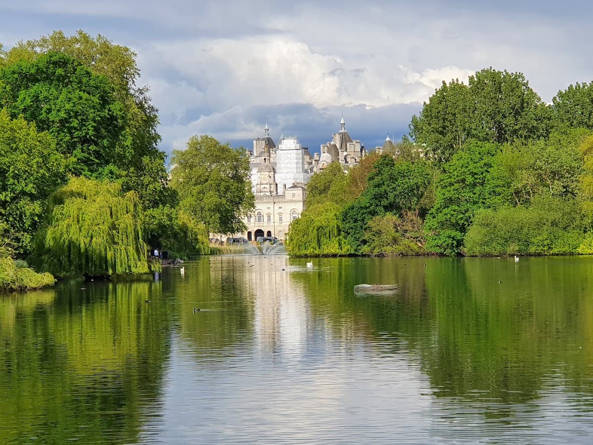 St James's Park - Image 3