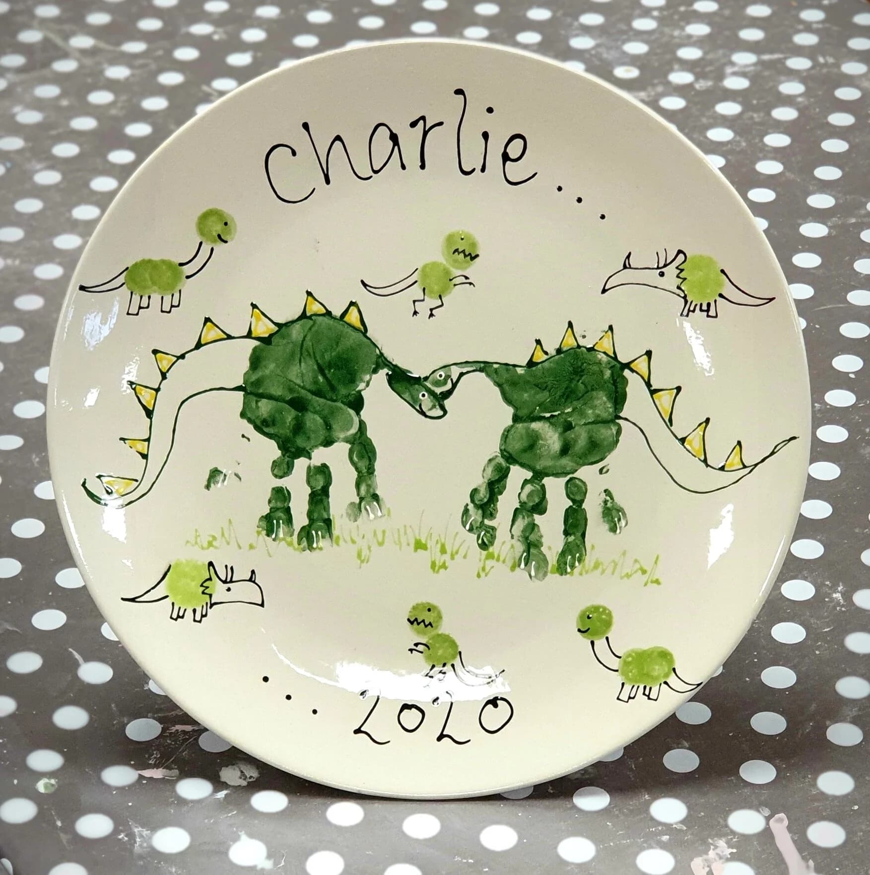 Slap 'n Dash Paint Your Own Ceramics - Main view