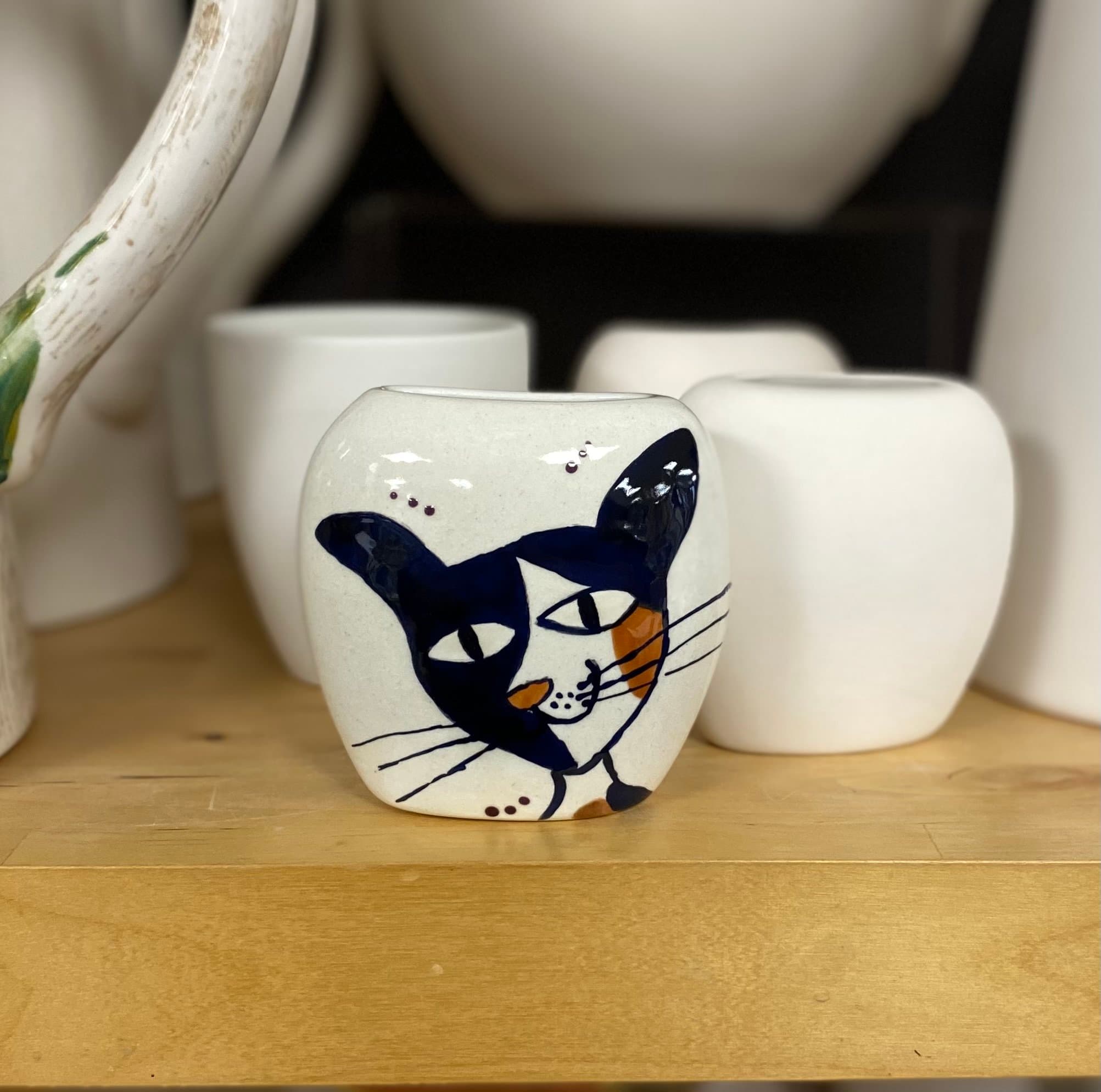 Slap 'n Dash Paint Your Own Ceramics - Image 2