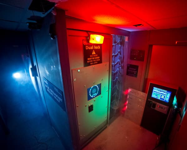 Si5 Spy Missions - Image 2