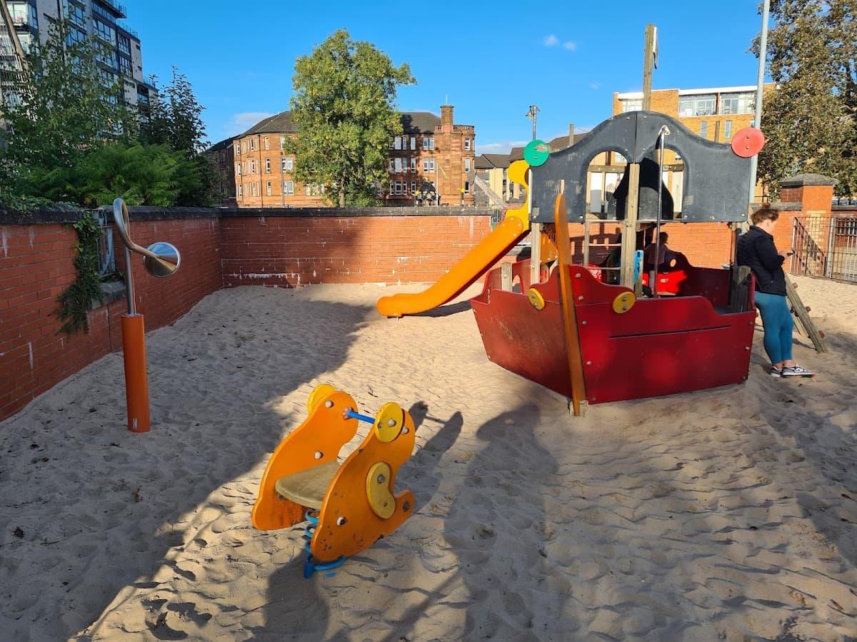 Glasgow Green Play Village - Image 2
