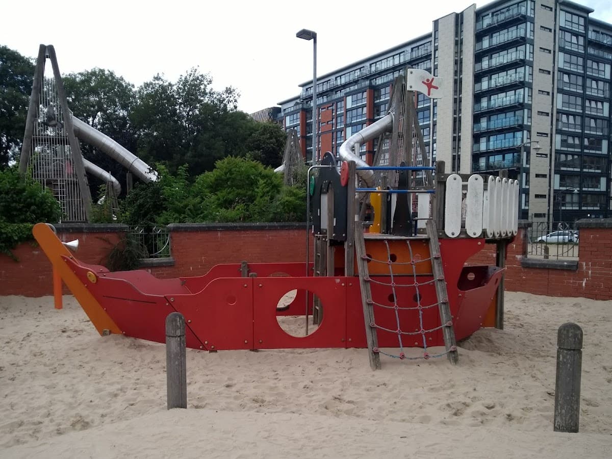 Glasgow Green Play Village - Image 5