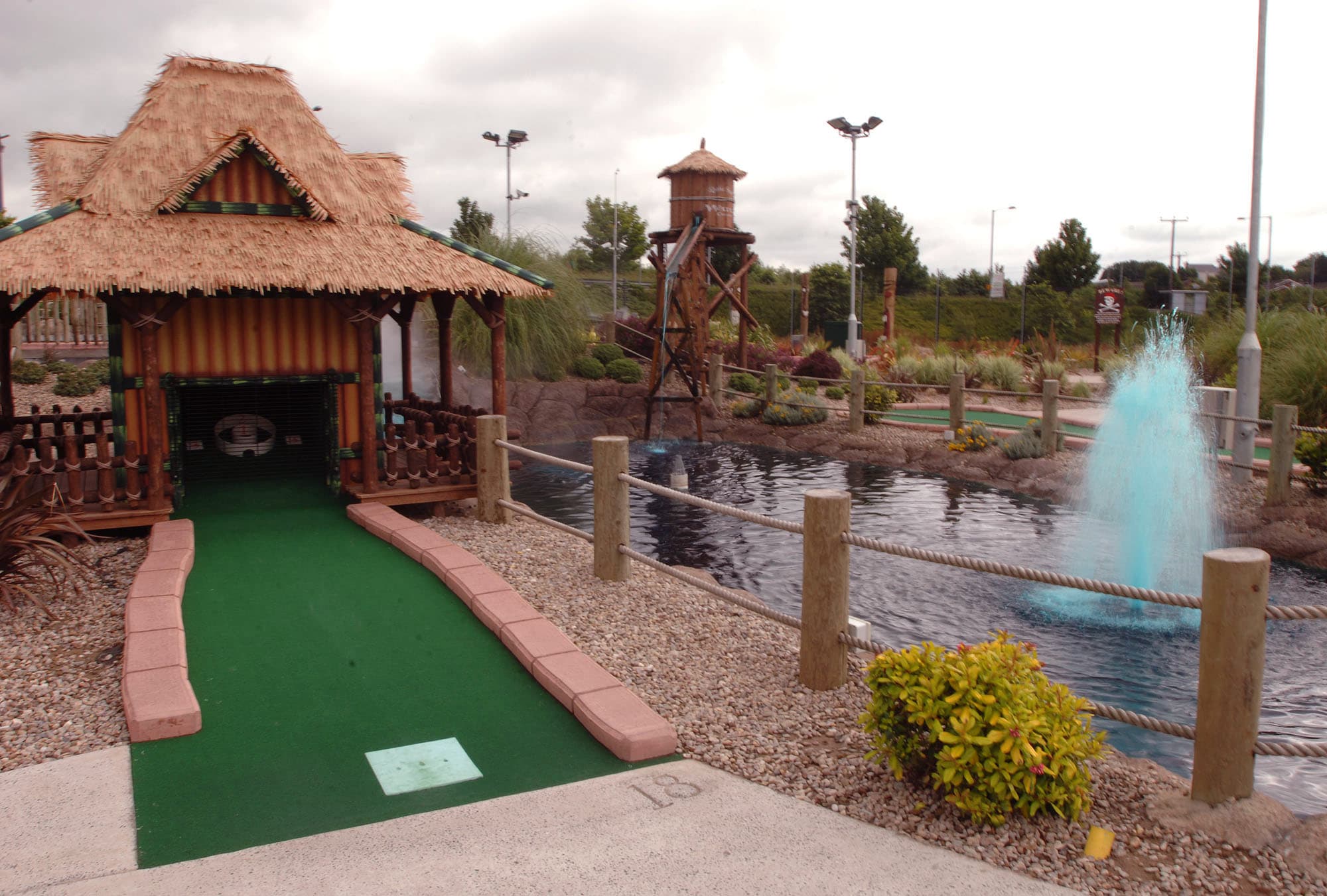 Pirates Adventure Golf - Image 2