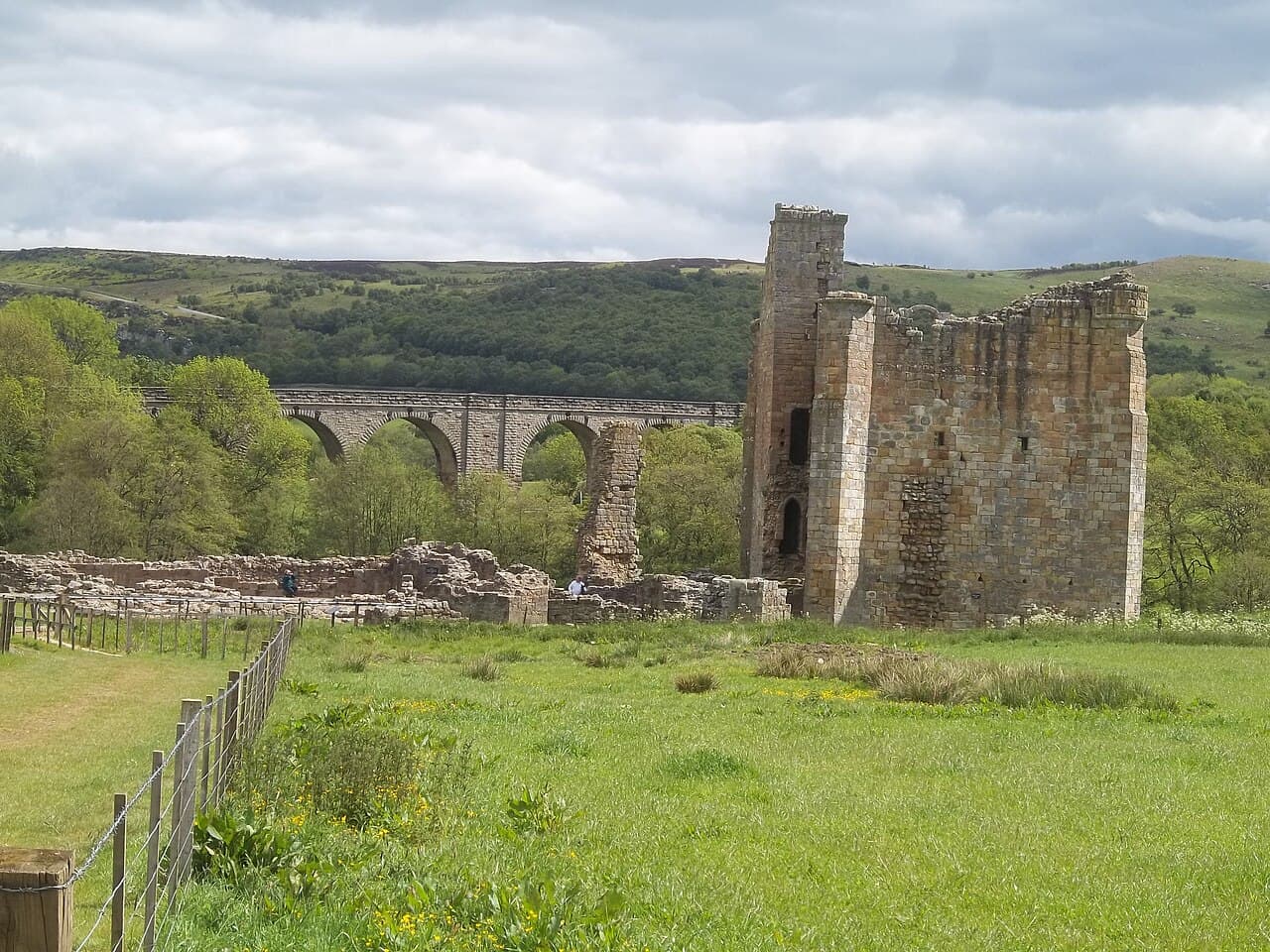 Edlingham Castle - Image 2